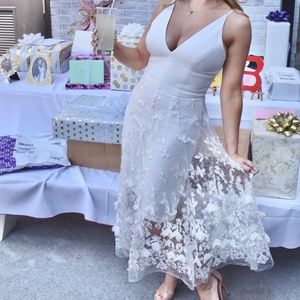 Darleen V-Neck Embroidered Mesh Cocktail Dress